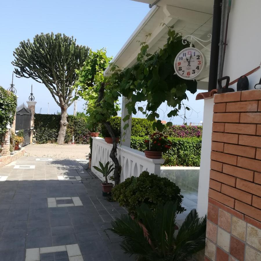 Santa Venere Apartments "Parcheggio Privato" Ricarica Auto Elettriche Тропея Экстерьер фото
