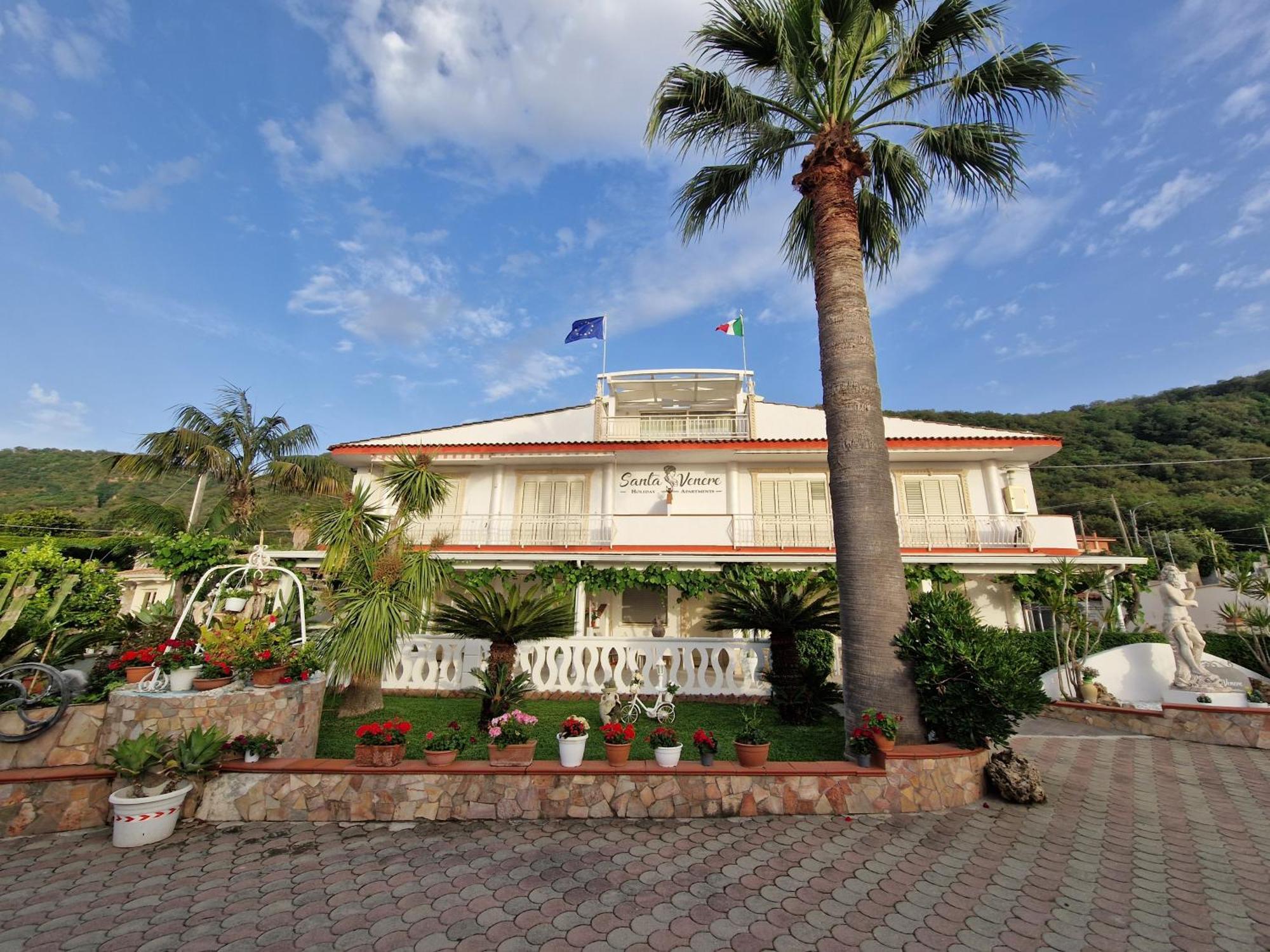 Santa Venere Apartments "Parcheggio Privato" Ricarica Auto Elettriche Тропея Экстерьер фото
